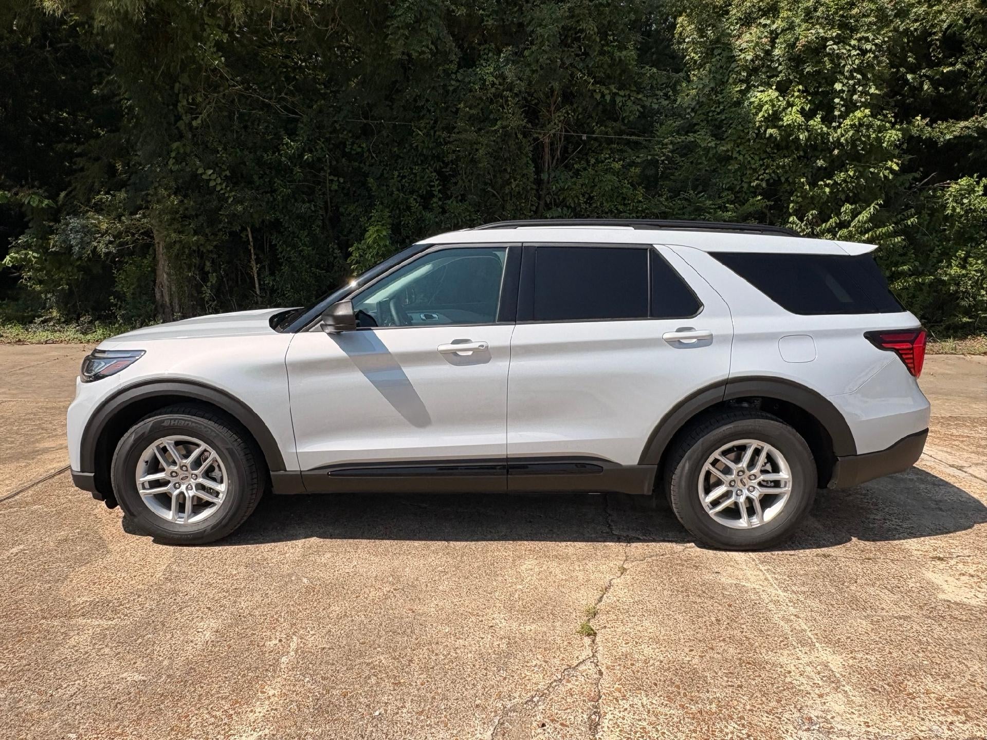 2026 Ford Explorer Active in Space White Metallic — front three-quarter view